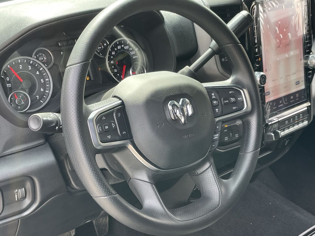 New 2026 RAM 2500 Tradesman AWD/4WD image 30