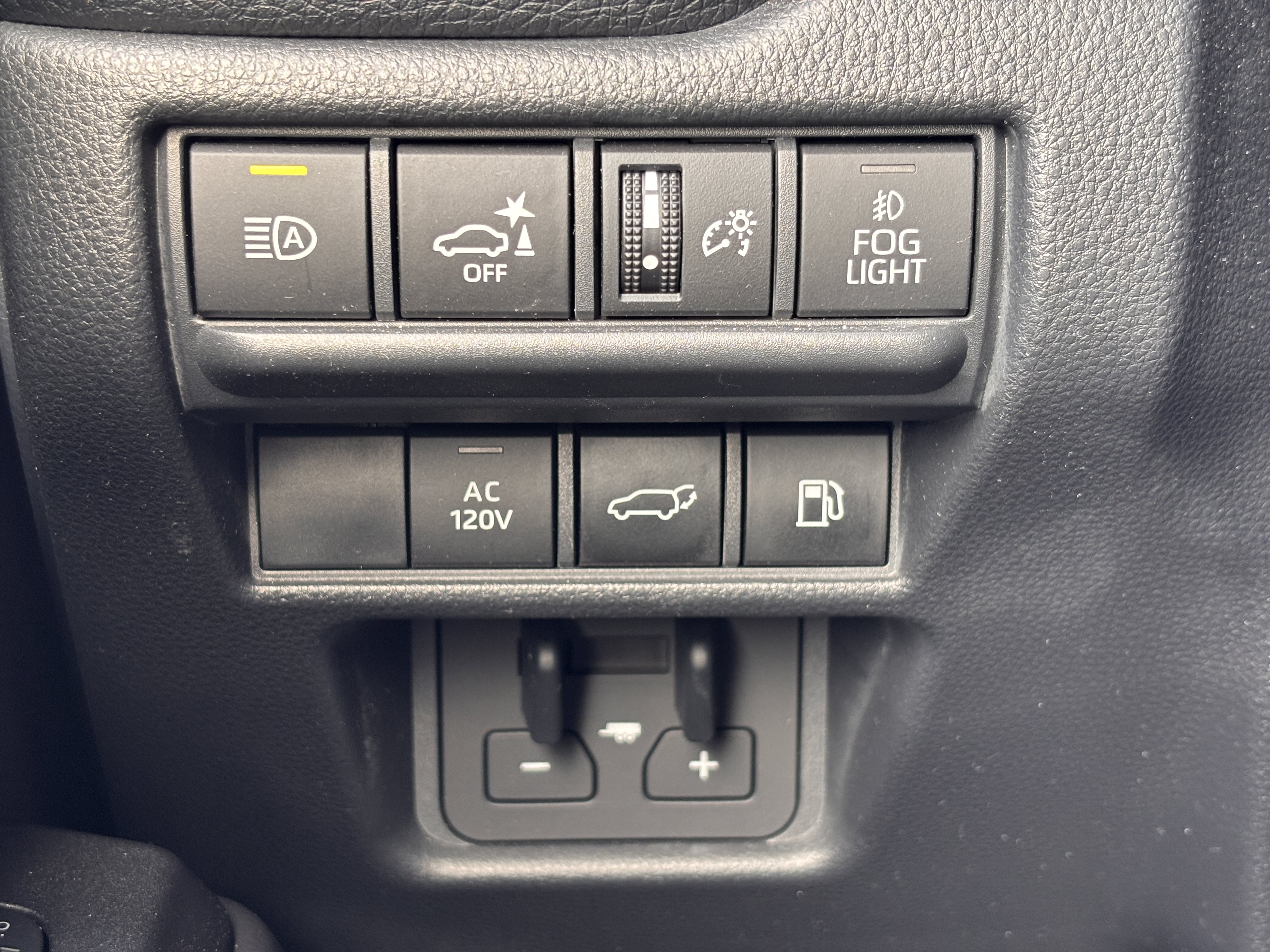 Used 2026 Toyota Land Cruiser w/ Premium Package AWD/4WD image 32