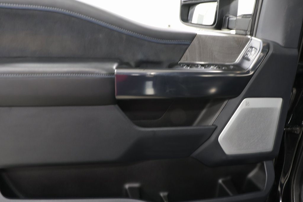 Used 2025 Ford F250 Platinum image 21