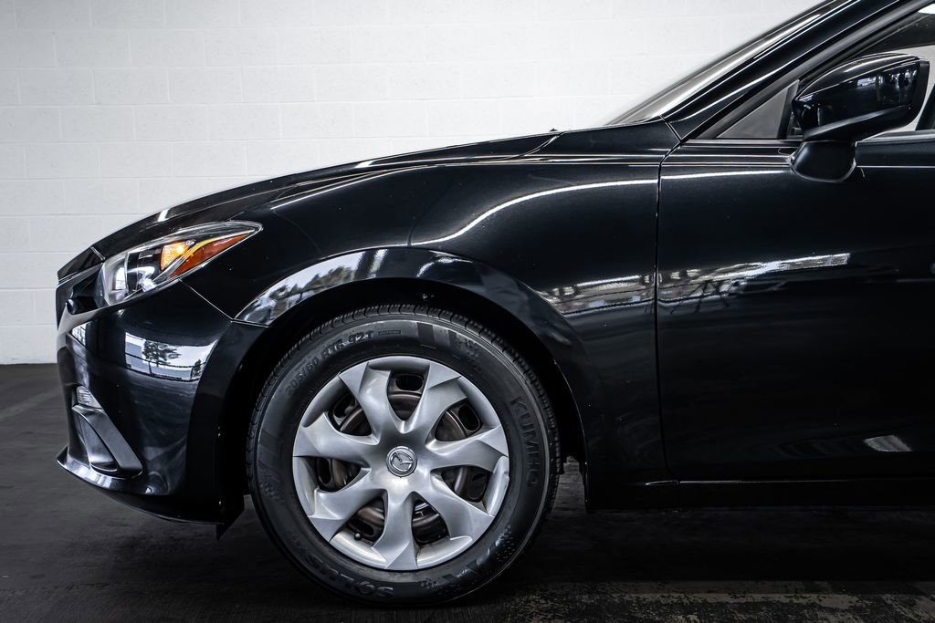 Used 2015 MAZDA MAZDA3 i Sport image 12