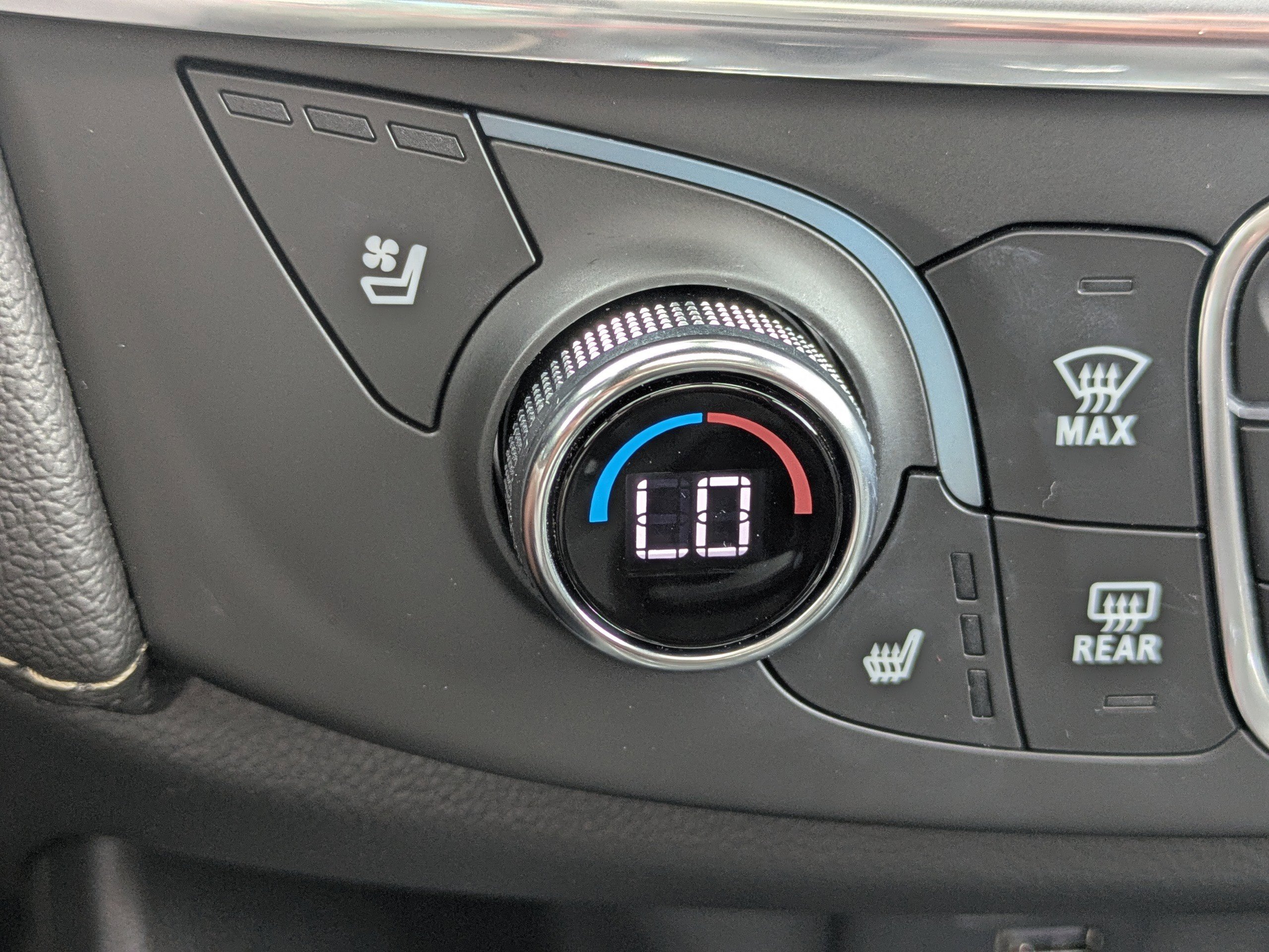 Used 2022 Chevrolet Traverse Premier w/ LPO, Floor Liner Package image 25