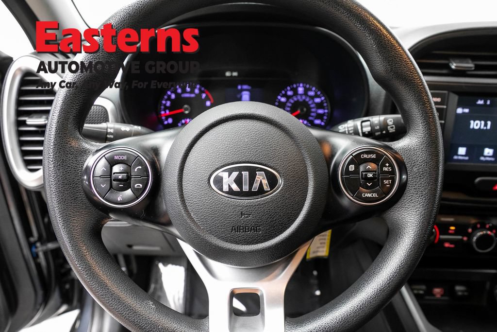 Used 2020 Kia Soul S FWD image 10