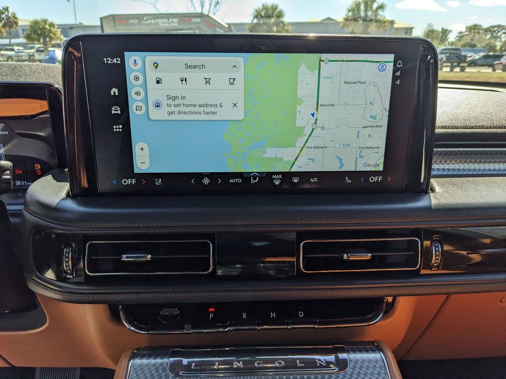 Used 2025 Lincoln Aviator Black Label AWD/4WD image 26