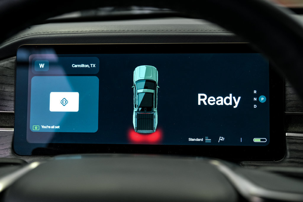 Used 2023 Rivian R1T Launch Edition AWD/4WD image 16