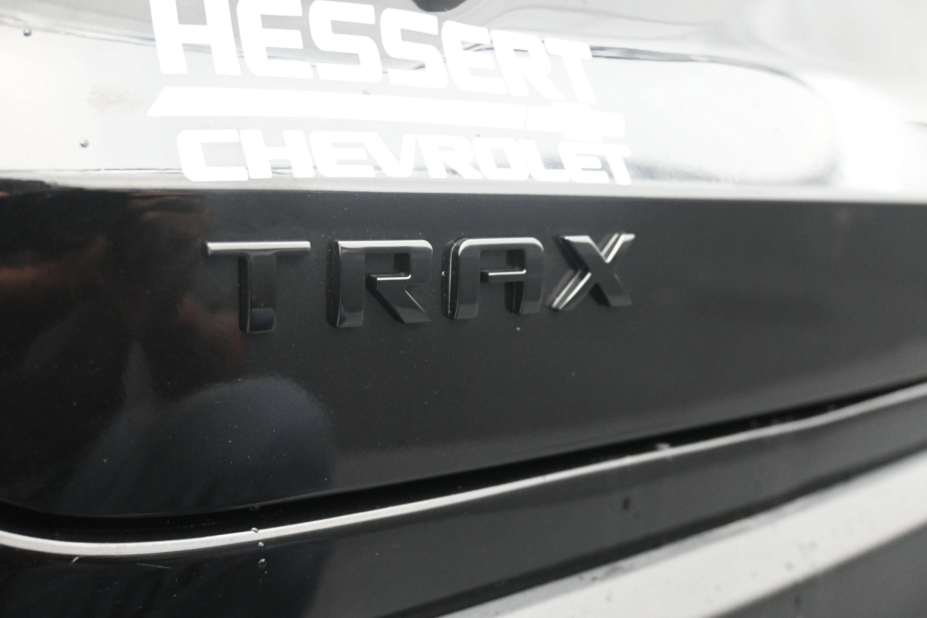 Used 2024 Chevrolet Trax RS w/ Driver Confidence Package FWD image 28