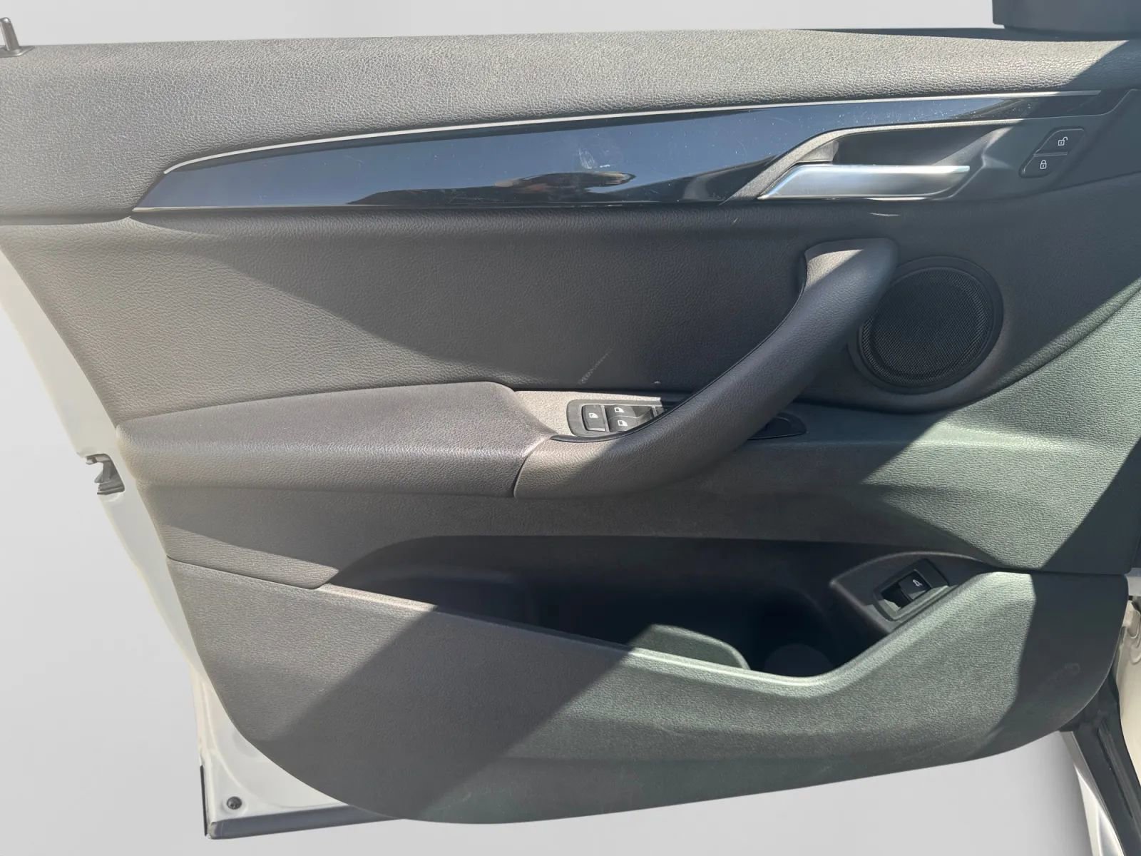 Used 2019 BMW X1 xDrive28i w/ Convenience Package image 14