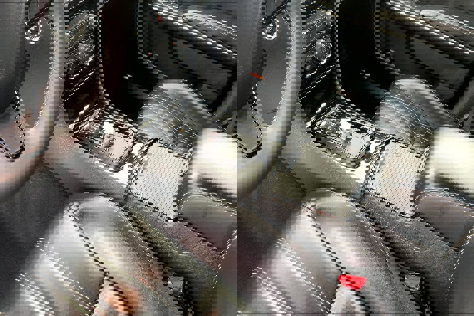 Used 2023 Chrysler 300 S image 17