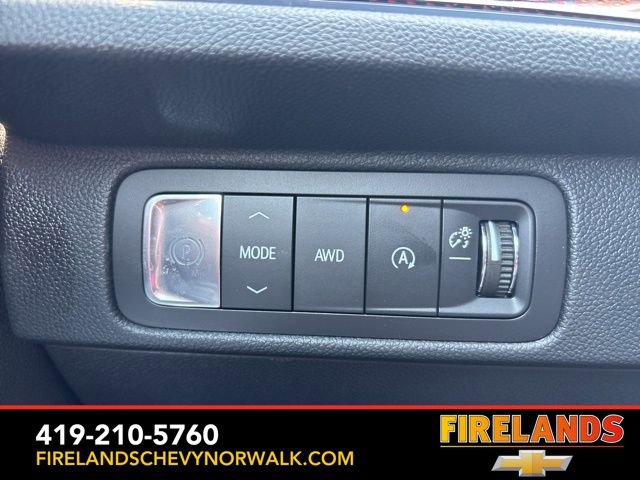 New 2025 Chevrolet Traverse Z71 w/ Driver Confidence Package image 29