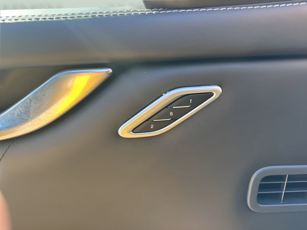 Used 2021 Maserati Ghibli Trofeo image 11