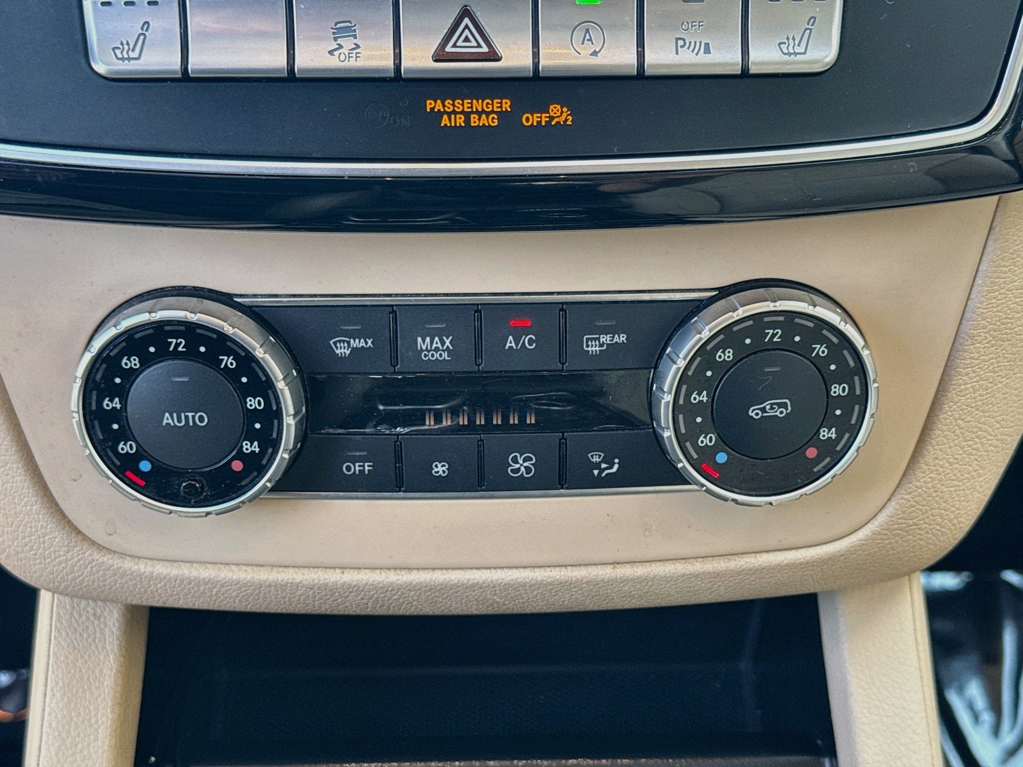 Used 2018 Mercedes-Benz GLS 450 4MATIC w/ Premium Package image 13