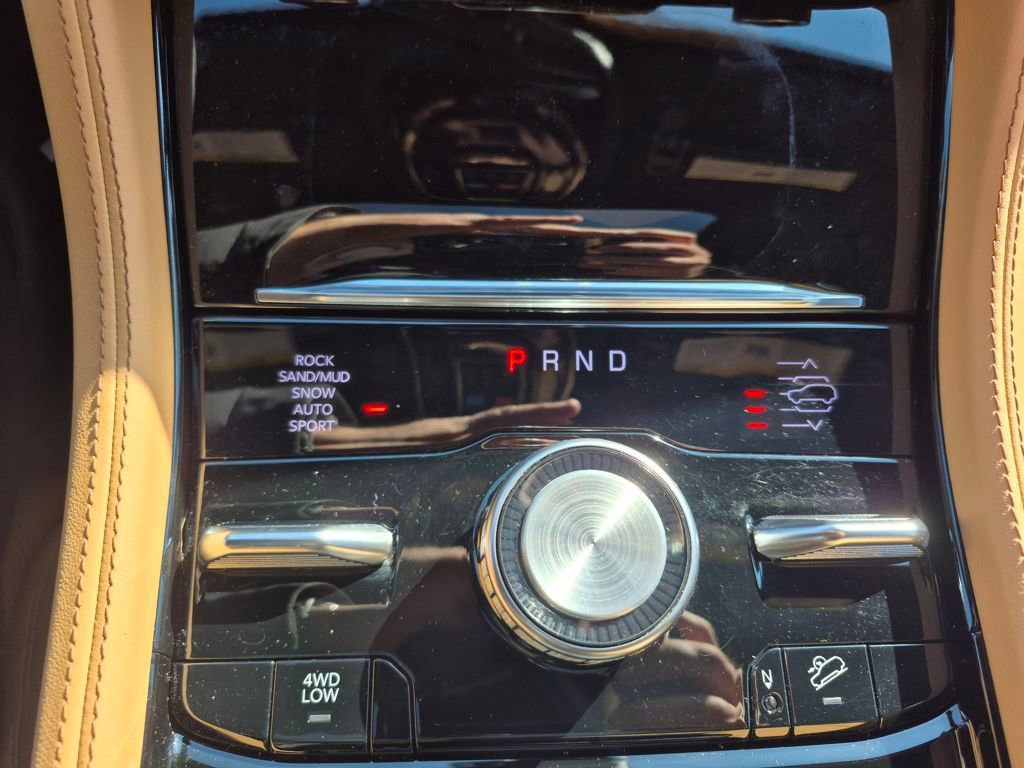 Used 2023 Jeep Grand Cherokee Summit image 19