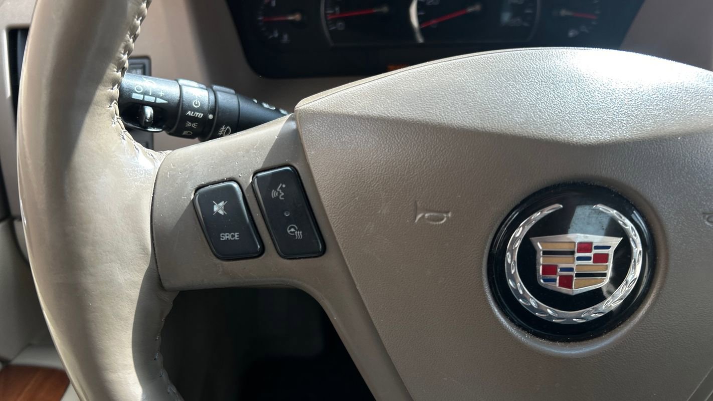 Used 2006 Cadillac STS w/ Preferred Equipment Group image 30