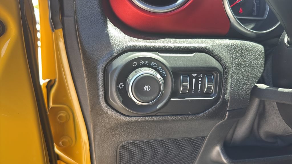 Used 2021 Jeep Wrangler Unlimited Rubicon AWD/4WD image 28