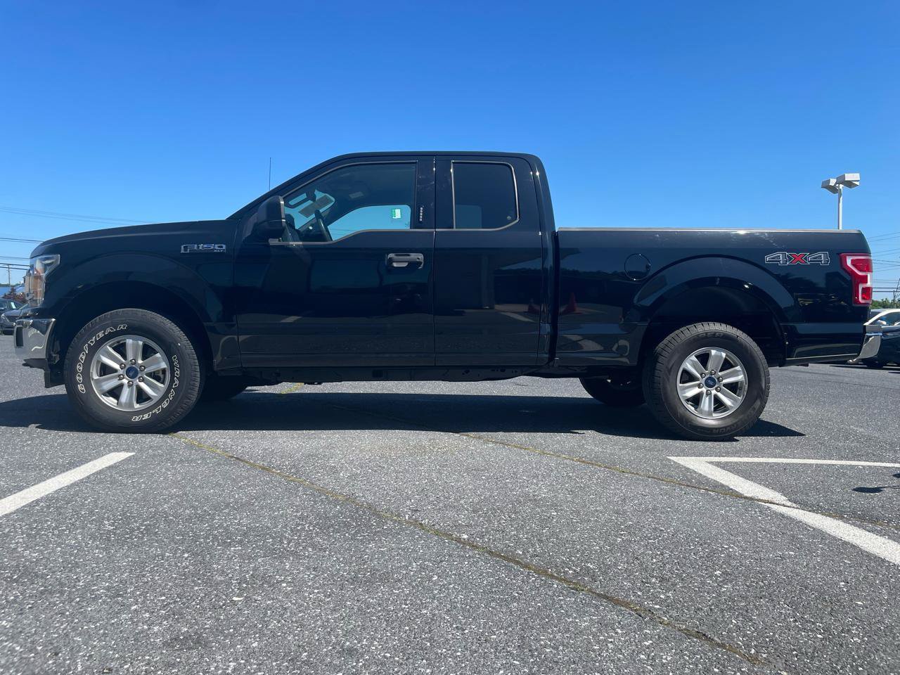 Used 2018 Ford F150 XLT AWD/4WD image 10