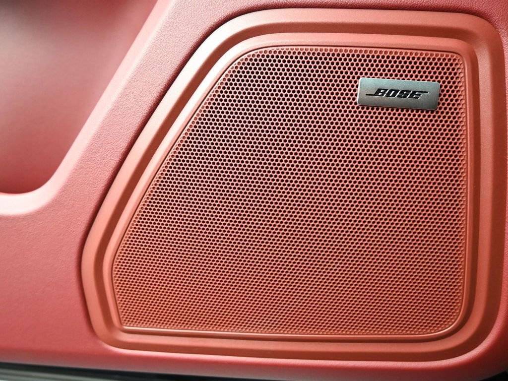 New 2026 Porsche Macan S image 17