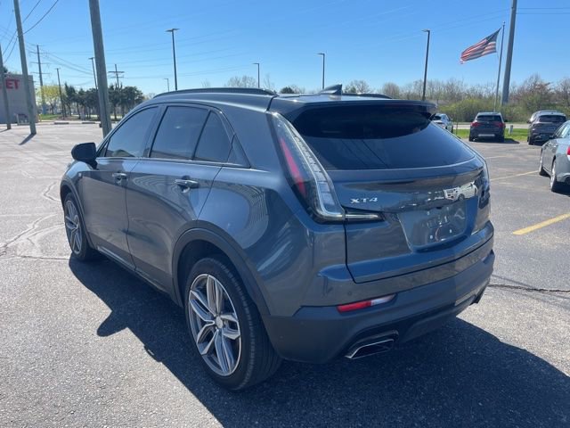 Used 2019 Cadillac XT4 Sport w/ Driver Awareness Package FWD image 3
