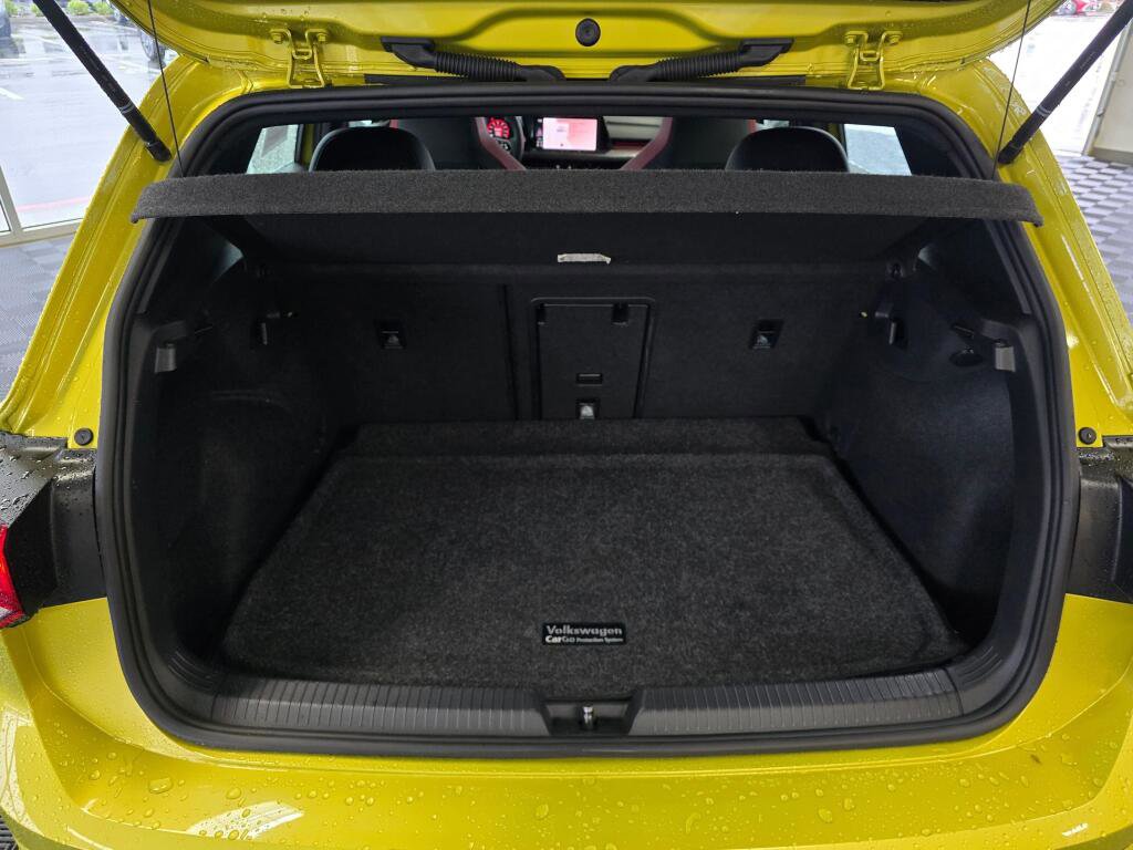 Used 2022 Volkswagen GTI Autobahn image 16