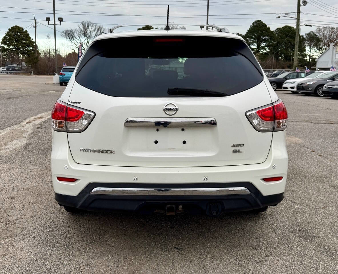 Used 2014 Nissan Pathfinder SL w/ SL Tech Package image 8
