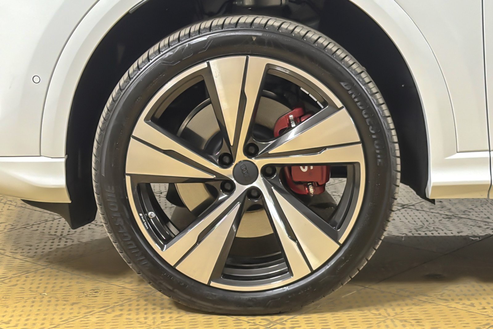 New 2026 Audi SQ5 Premium Plus AWD/4WD image 26
