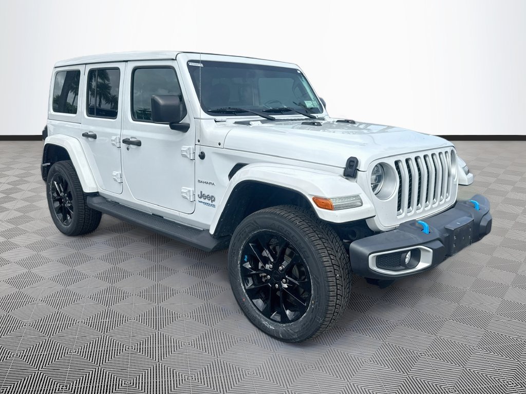Certified 2022 Jeep Wrangler Unlimited Sahara w/ Cold Weather Group AWD/4WD image 4