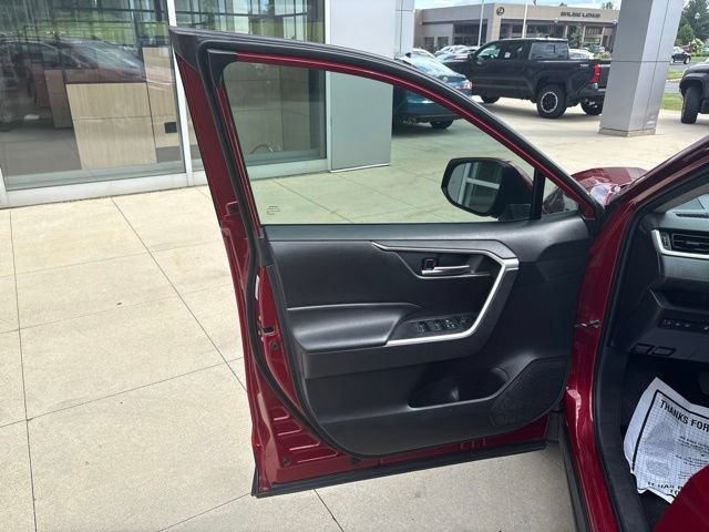 Used 2023 Toyota RAV4 XLE w/ Convenience Package AWD/4WD image 24