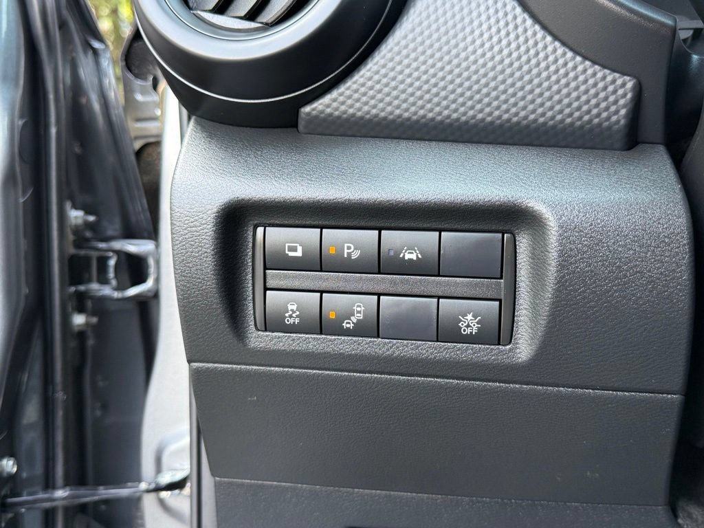 Certified 2023 Nissan Kicks S FWD image 21