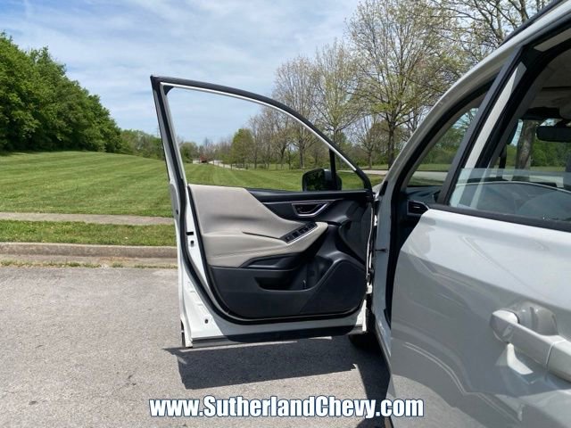 Used 2024 Subaru Forester AWD/4WD image 12