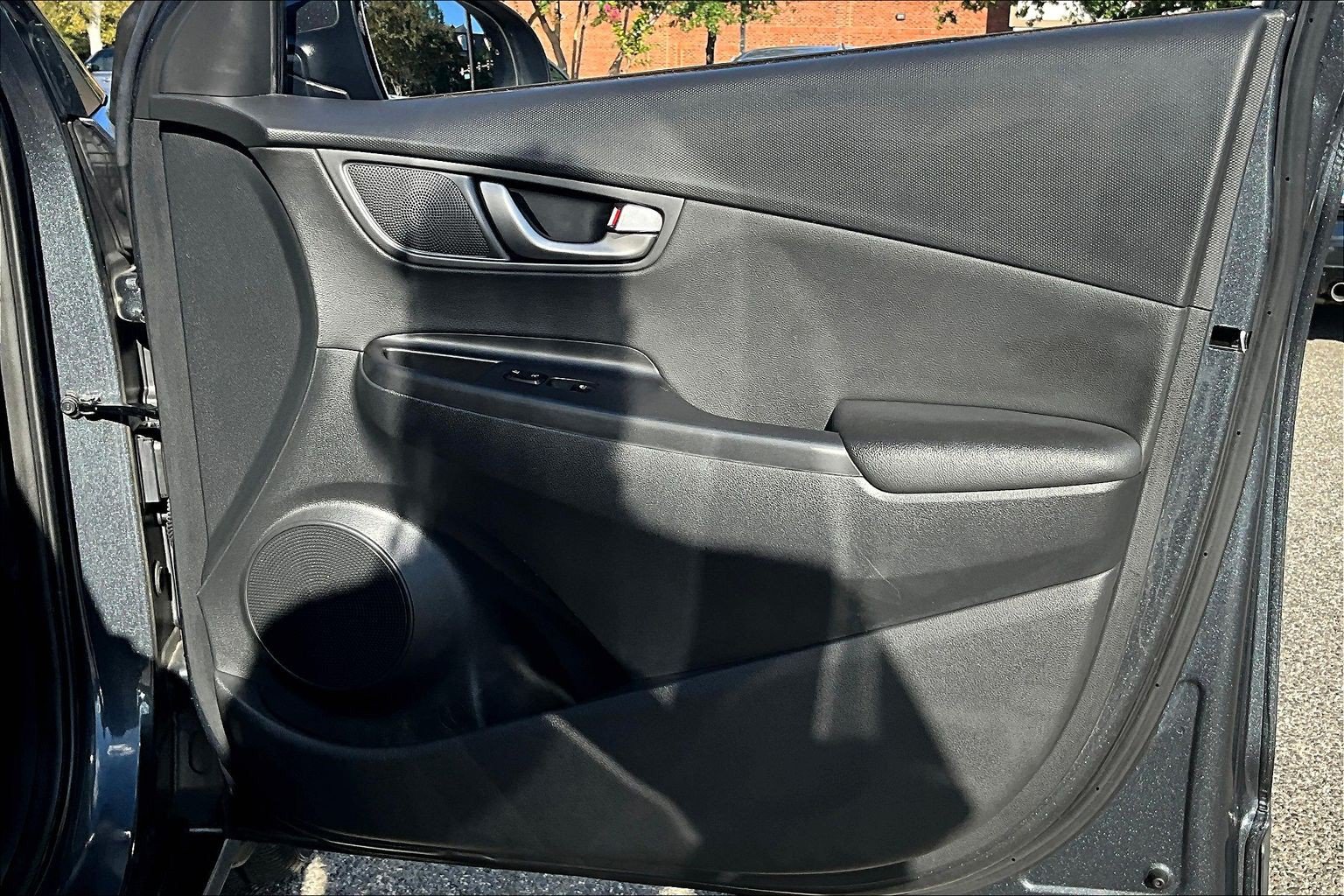 Used 2018 Hyundai Kona Limited AWD/4WD image 19