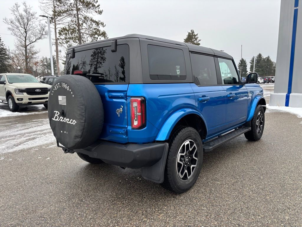 Used 2023 Ford Bronco Outer Banks image 3
