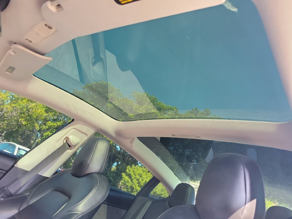 Used 2020 Tesla Model 3 Long Range AWD/4WD image 29