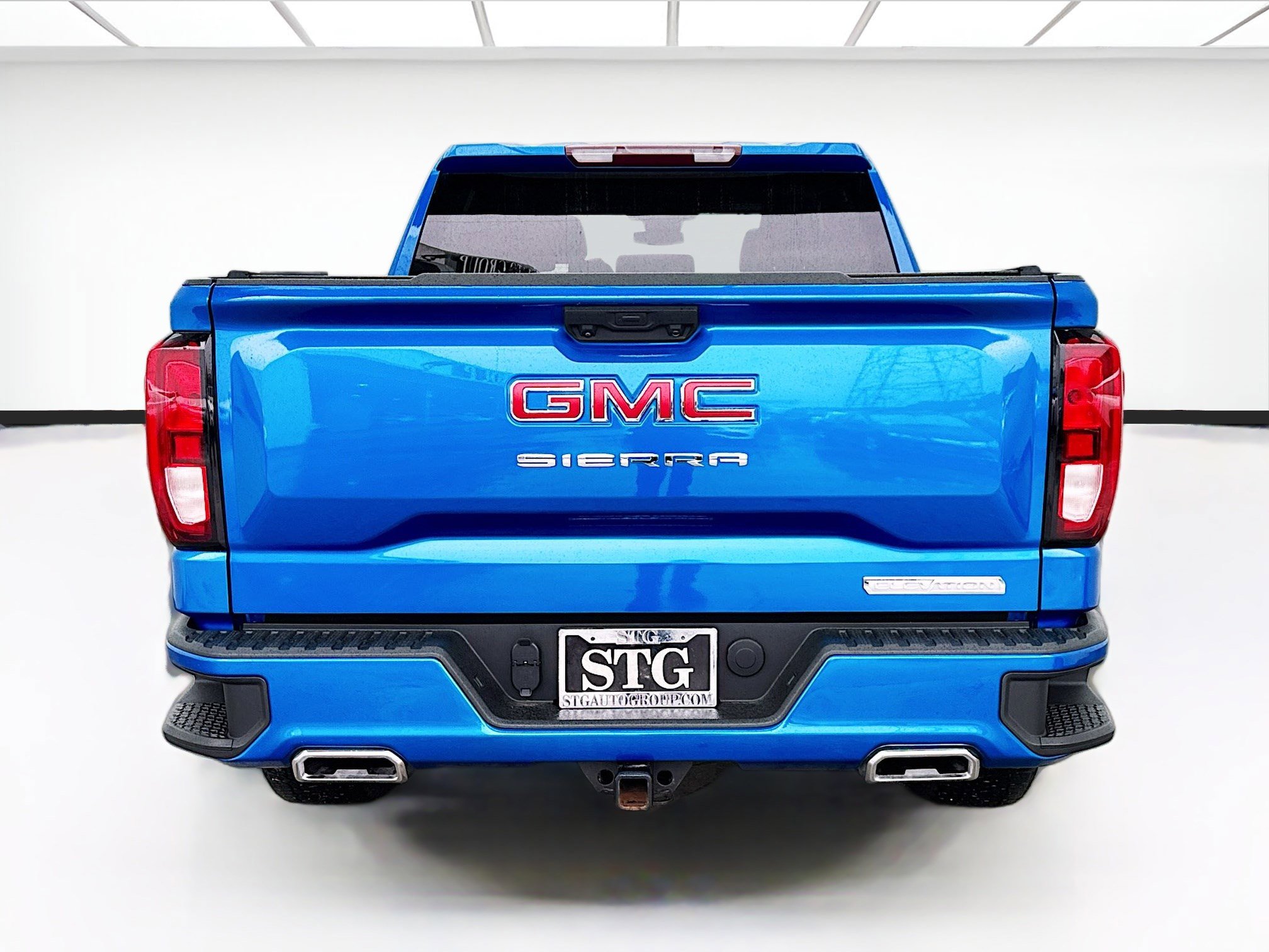 Used 2023 GMC Sierra 1500 Elevation w/ X31 Off-Road Package image 5