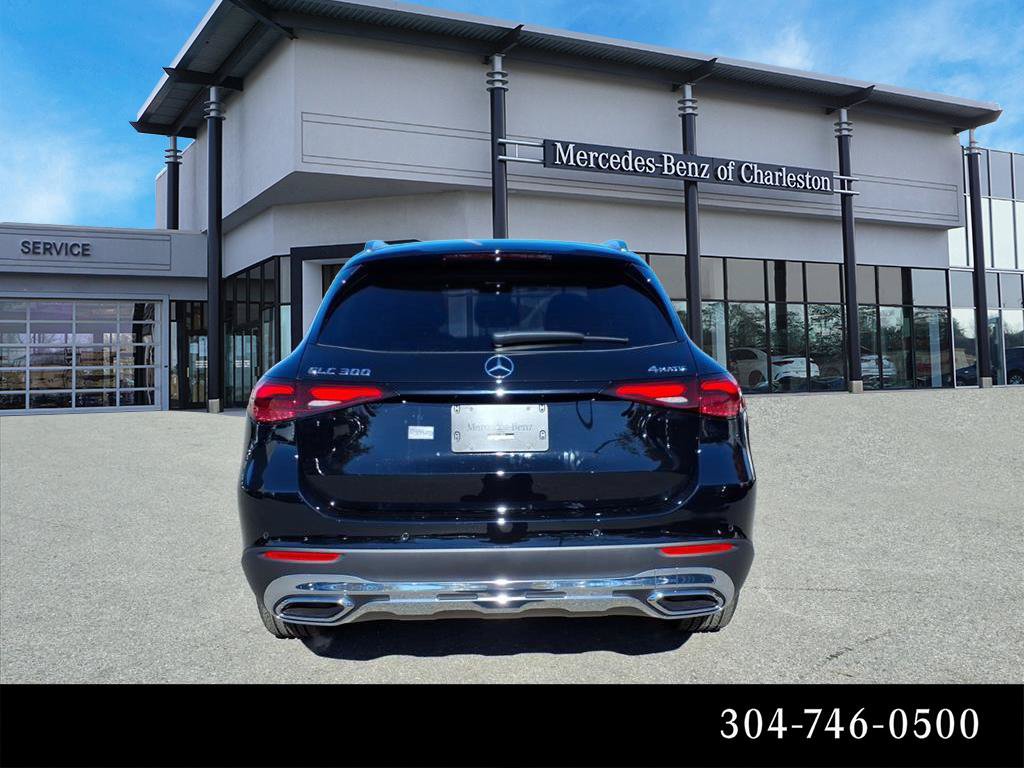 Used 2026 Mercedes-Benz GLC 300 4MATIC image 4