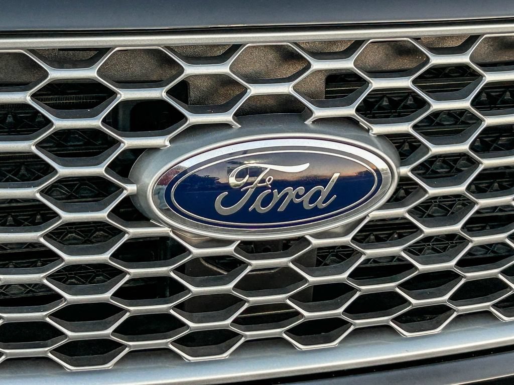 Used 2023 Ford Edge SEL w/ Convenience Package AWD/4WD image 6