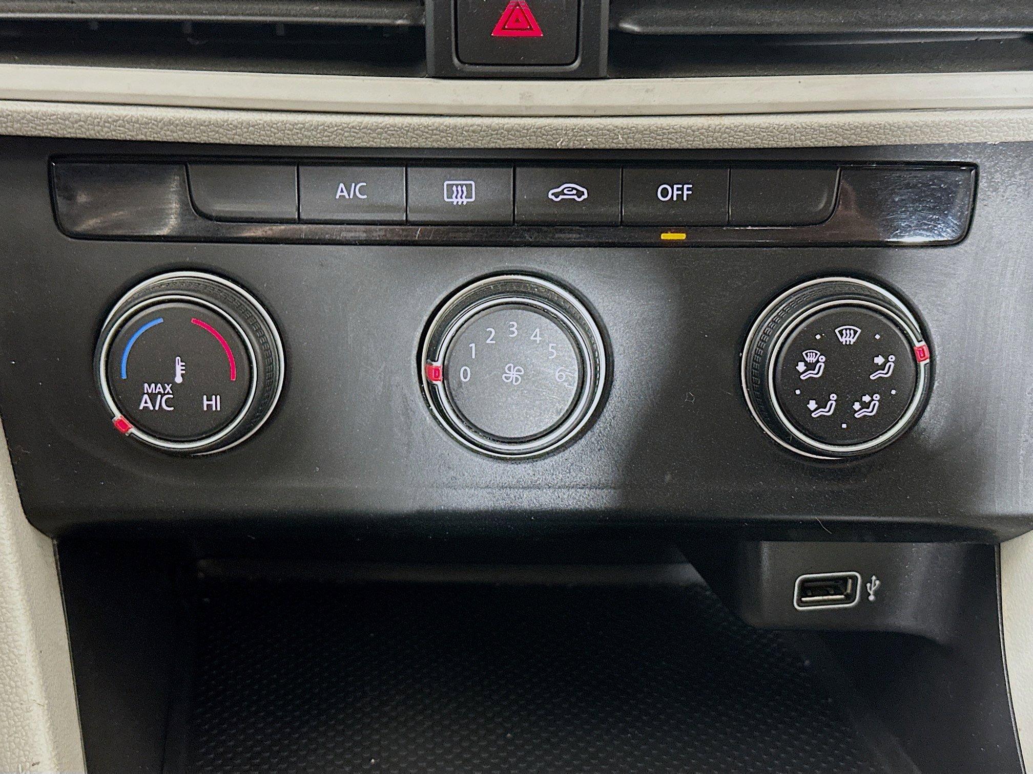 Used 2019 Volkswagen Jetta S w/ Driver Assistance Package FWD image 23
