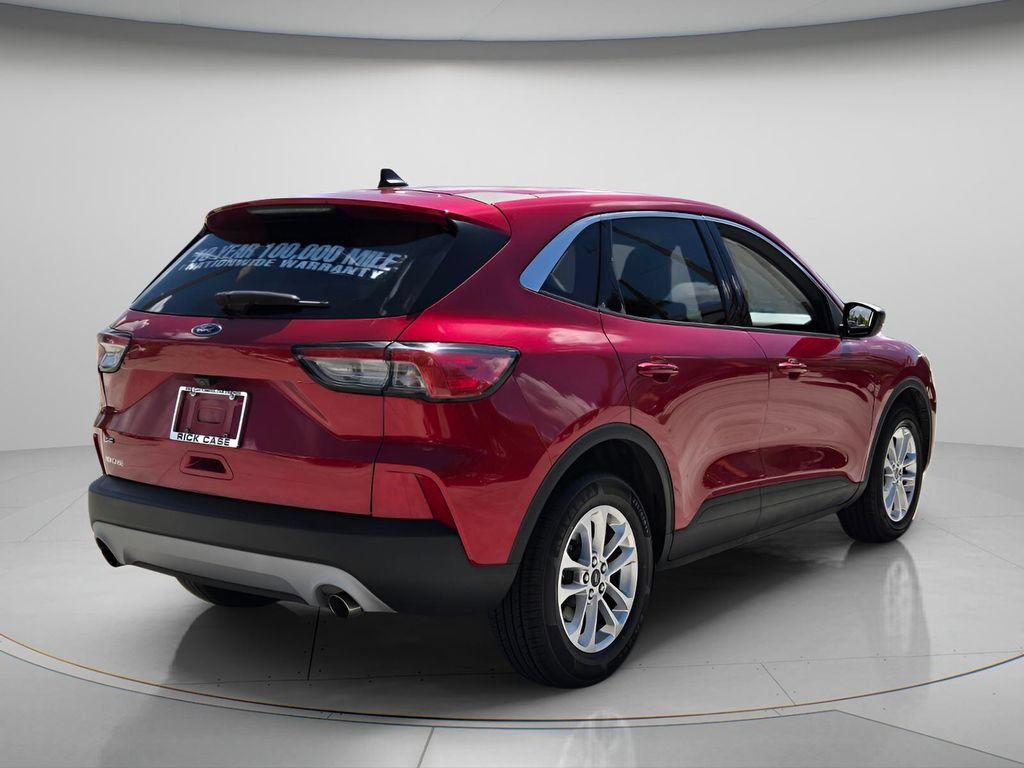Used 2022 Ford Escape SE w/ Convenience Package FWD image 6