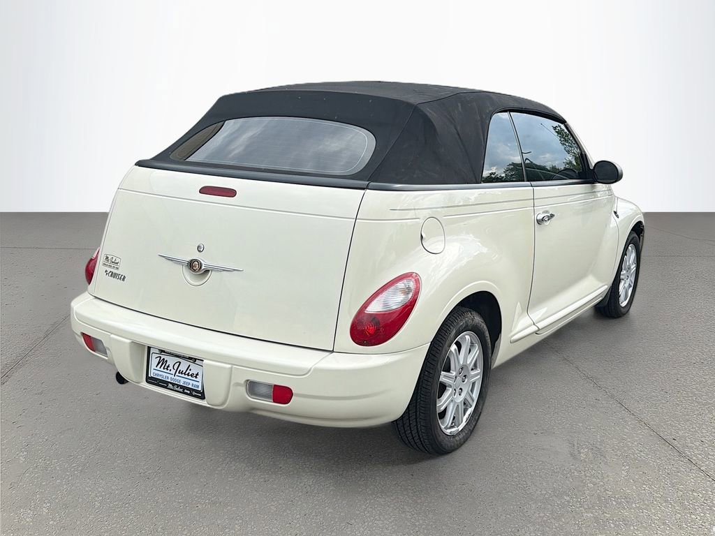 Used 2007 Chrysler PT Cruiser Convertible w/ Spring Special Group image 4