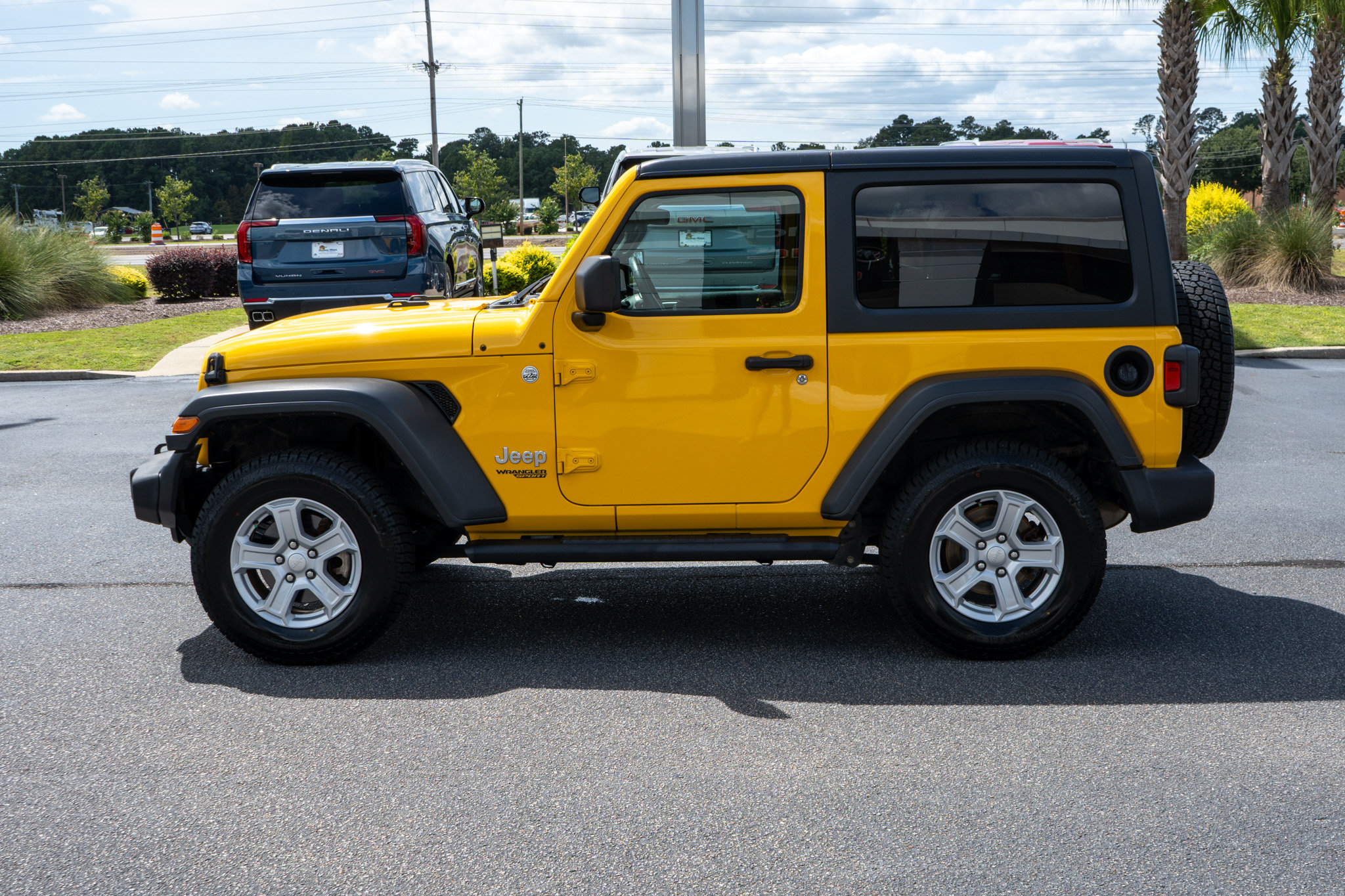Used 2021 Jeep Wrangler Sport AWD/4WD image 6