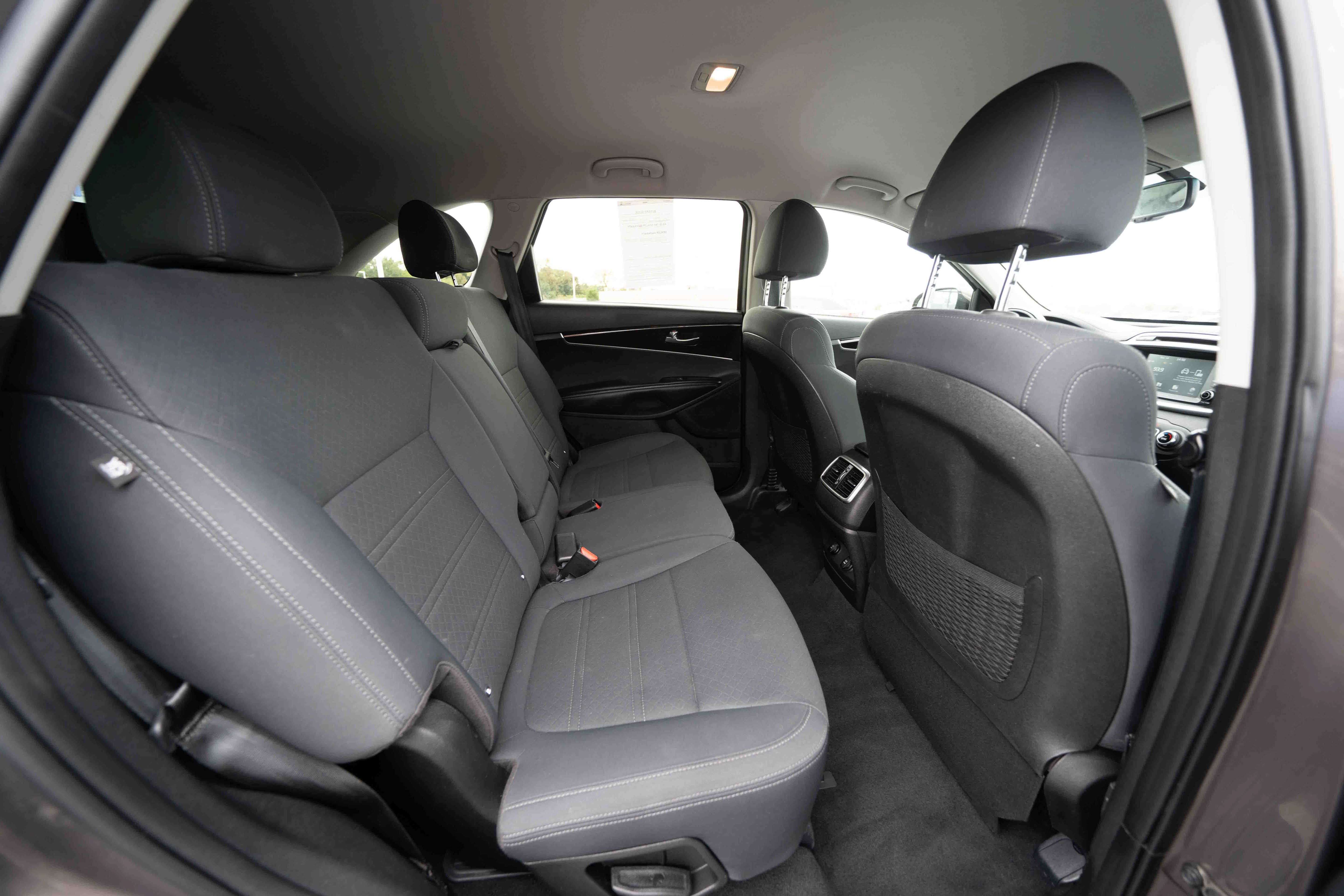Used 2019 Kia Sorento AWD w/ LX Convenience Package image 25