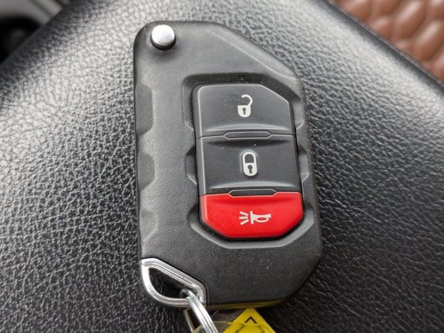 Certified 2023 Jeep Wrangler Rubicon w/ Xtreme 35 Tire Package image 25