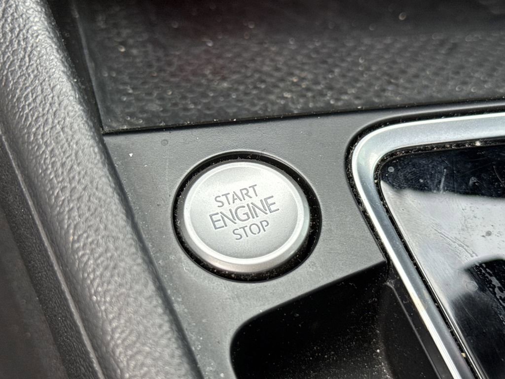 Used 2021 Volkswagen Jetta GLI FWD image 21
