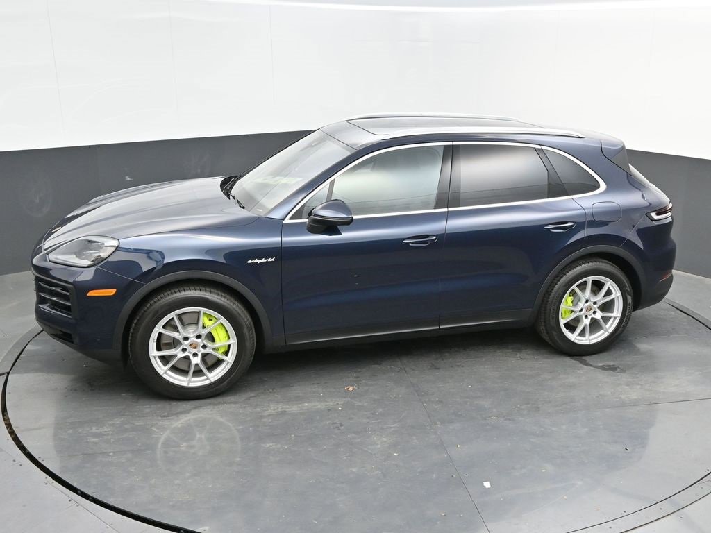 New 2025 Porsche Cayenne E-Hybrid image 40
