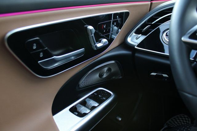 Used 2024 Mercedes-Benz E 350 4MATIC Sedan image 23