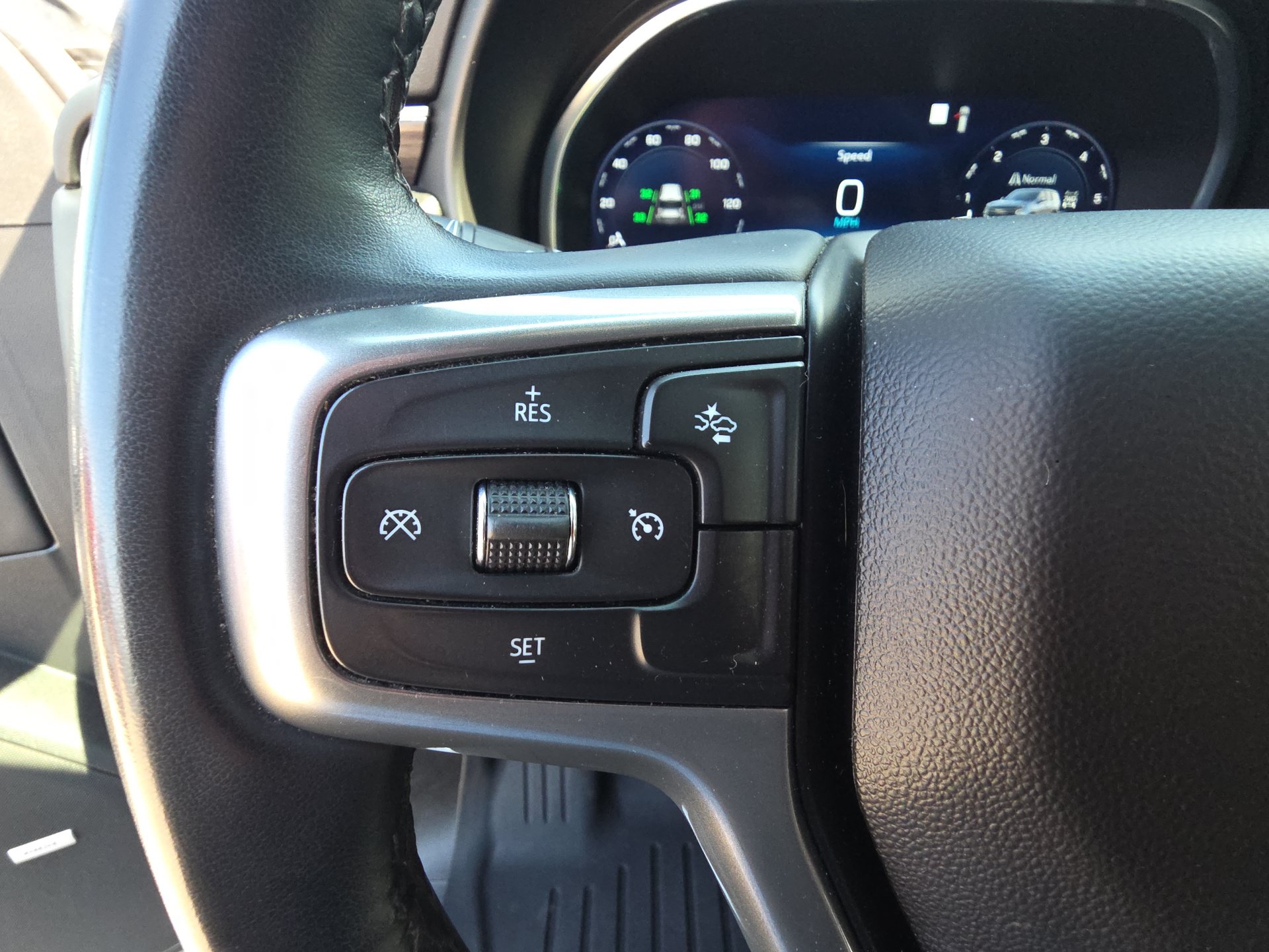 Used 2023 Chevrolet Tahoe Z71 AWD/4WD image 18
