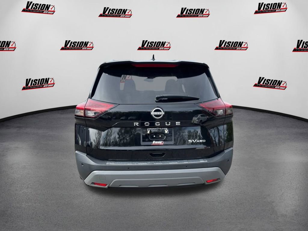 Used 2022 Nissan Rogue SV w/ SV Premium Package image 6