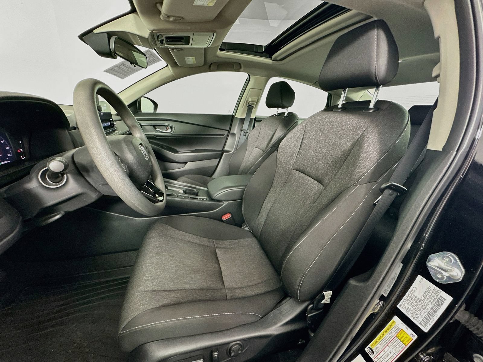 Used 2023 Honda Accord EX image 19