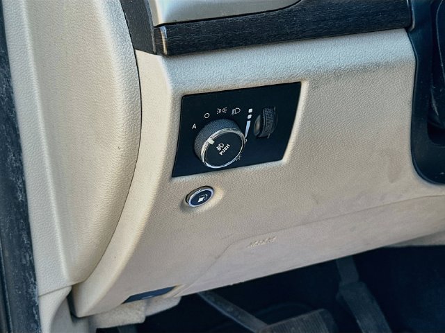 Used 2014 Jeep Grand Cherokee Laredo w/ All Weather Capability Group AWD/4WD image 11