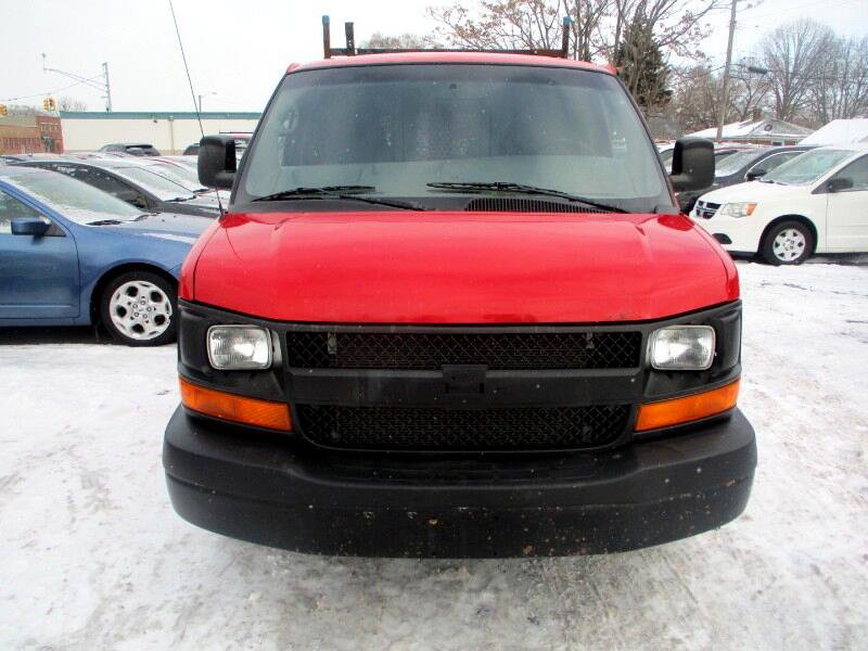 Used 2011 Chevrolet Express 1500 image 3