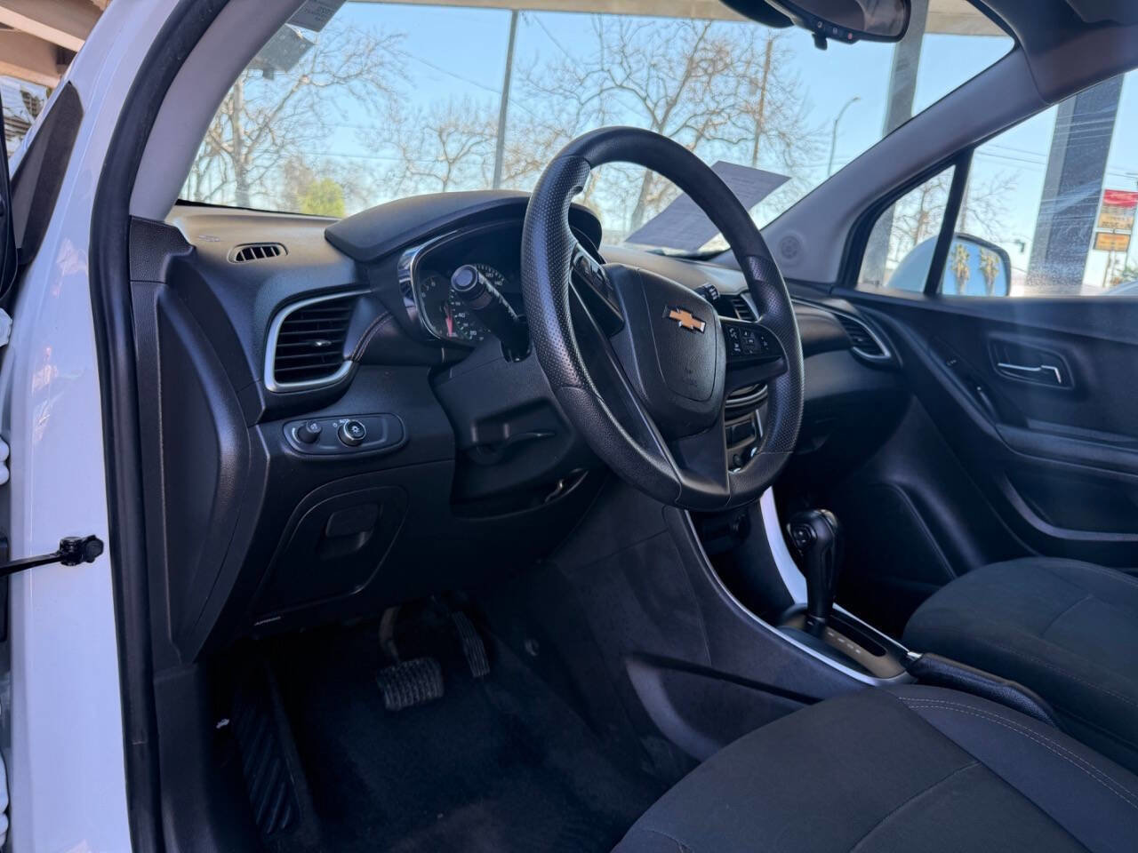 Used 2020 Chevrolet Trax LS w/ Tint and Cruise Package image 14