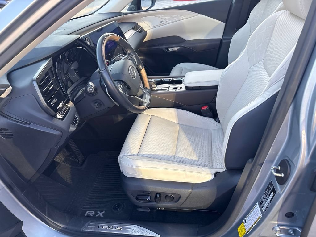Certified 2025 Lexus RX 450h AWD w/ Convenience Package image 17