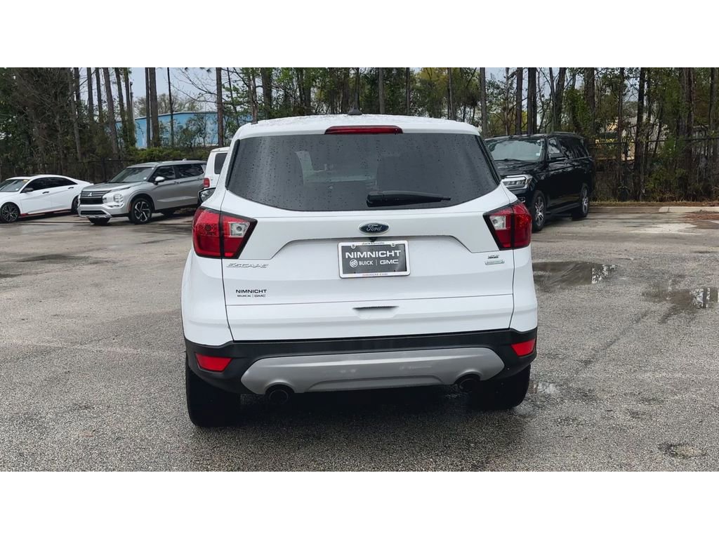 Used 2019 Ford Escape SE image 7